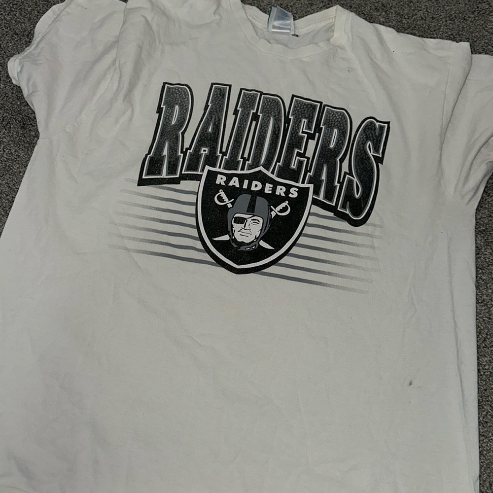 Raider t shirt XL